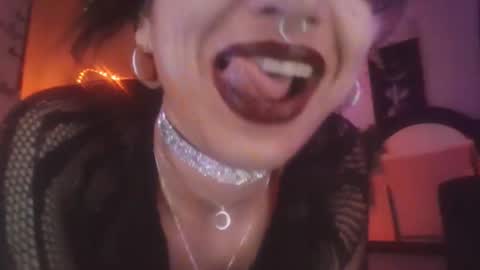 sequoia8888 online show from April 23, 8:33 am