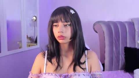 Seren  Follow me online show from November 12, 2:31 am