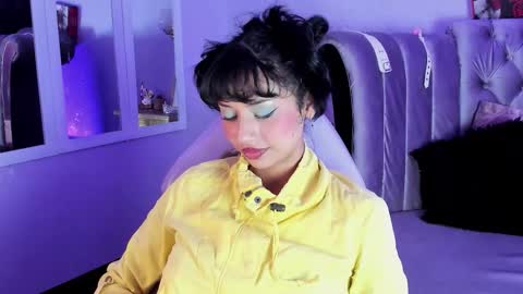 Seren  Follow me online show from September 13, 4:09 am