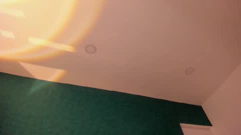 Snapshot of serena_collins chatting on September 12, 7:18 am serena_collins online show from September 12, 7:18 am