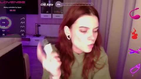 Snapshot of serenamilss chatting on October 24, 4:58 pm serenamilss online show from October 24, 4:58 pm