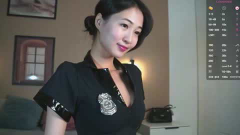 Sana online show from December 14, 8:03 pm