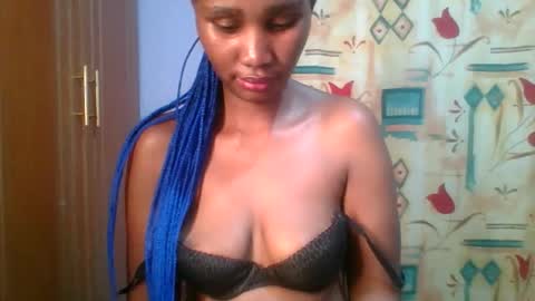 Maggie online show from November 11, 8:50 pm