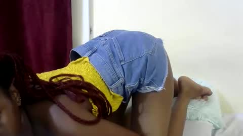 vicky online show from February 3, 3:04 am