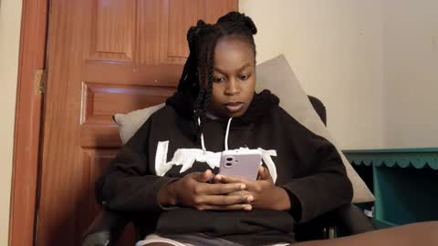 ivy online show from April 2, 7:00 pm