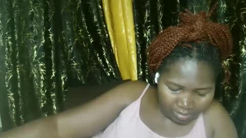 sexxypritty online show from April 4, 7:45 pm