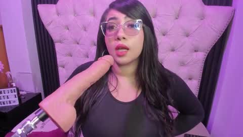  C R I S T A L  online show from February 9, 8:00 pm