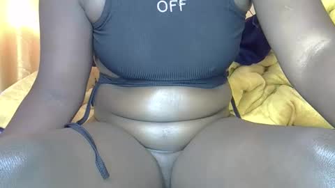 sexy_esther92 online show from March 2, 7:37 am