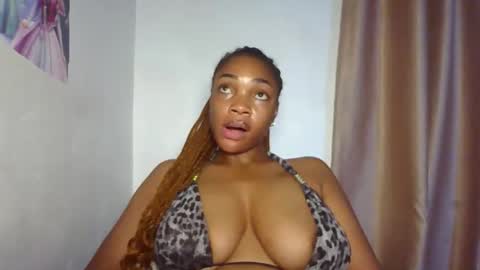 Sexy kitty881 online show from March 24, 6:02 pm