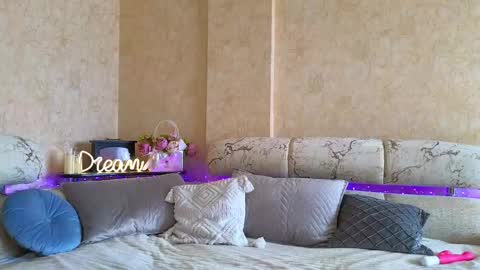 Leslie online show from March 10, 10:28 am