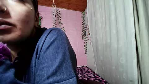 sexy lolas online show from March 21, 6:07 am