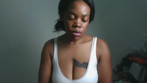 sexy_lyna online show from January 18, 8:43 am