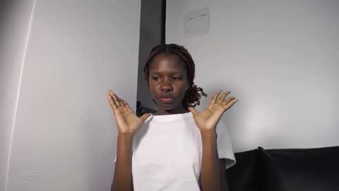 sexy_mia6 online show from March 24, 6:08 am