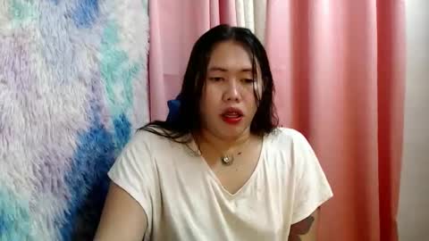 SOFIE  The woman who lives in the province online show from April 21, 11:39 am