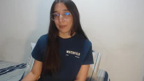 Coralinne online show from May 21, 10:08 pm