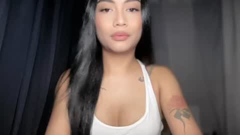 sexygoddessappira online show from June 12, 9:01 pm
