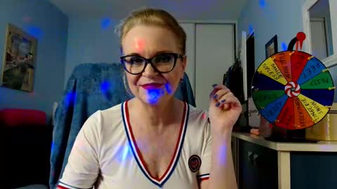 Jenny online show from September 10, 8:09 pm