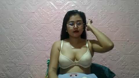 sexyjessa20 online show from July 2, 10:32 am