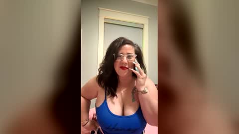 sexyqueenb504 online show from January 6, 3:32 am