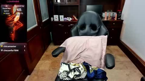 R A C H E L online show from November 16, 12:27 pm