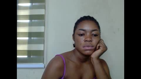 sexyxmilfx online show from September 12, 12:45 pm