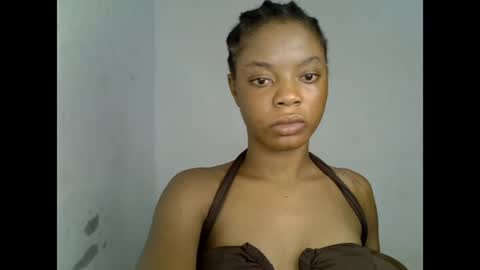 sexyxpeach online show from July 3, 3:34 am