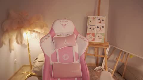 Lily  online show from January 15, 10:32 am