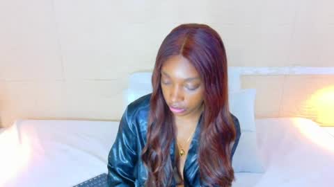 Catalina online show from April 15, 7:14 pm