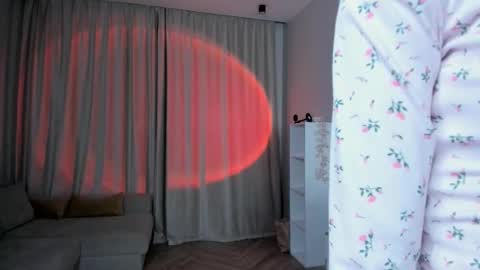 me name is Mia online show from January 18, 8:49 pm