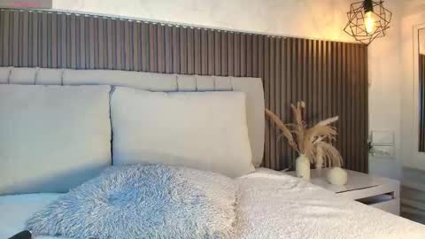 SHANON online show from February 12, 9:38 pm