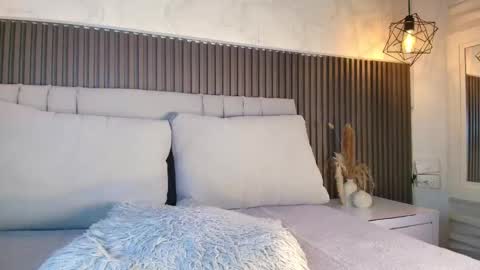 SHANON online show from March 28, 7:57 pm