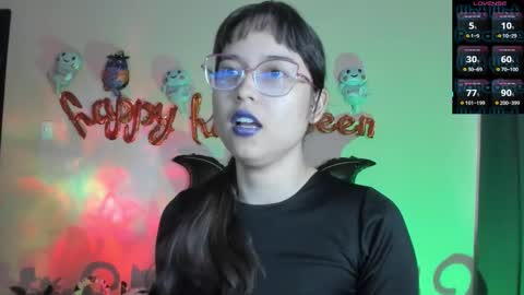 Snapshot of shantalcerezo chatting on October 20, 6:44 pm Cat-FOLLOWME and we talk IGshantal cerezo online show from October 20, 6:44 pm