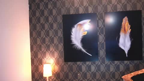 Sharom  online show from April 2, 7:22 pm