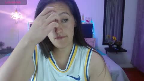 Snapshot of sharon_10_ chatting on October 15, 2:25 am sharon_10_ online show from October 15, 2:25 am