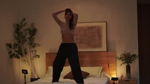 sharon baker online show from November 4, 7:30 pm