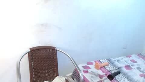 sharonevans1 online show from March 3, 5:15 pm