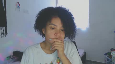 Shayna online show from May 31, 8:10 pm