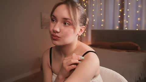 shebuny online show from April 1, 4:13 am