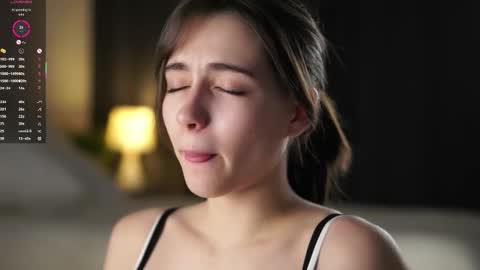 Tessa online show from November 26, 3:18 am