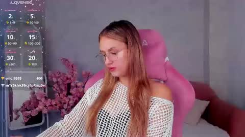 Amely online show from June 27, 12:22 pm