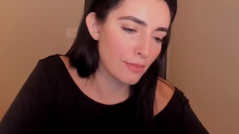 sheisallthat online show from October 24, 2:07 am