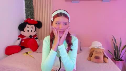 shopie_joy online show from September 15, 5:20 pm