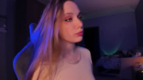 Snapshot of shorty_di chatting on January 17, 9:06 pm Diana online show from January 17, 9:06 pm