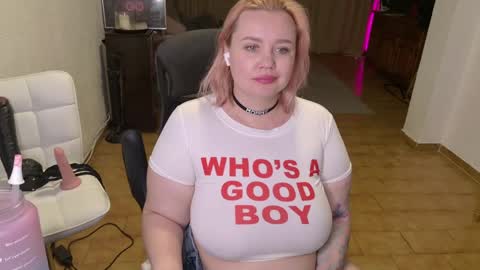 Mimi   online show from March 28, 5:34 pm