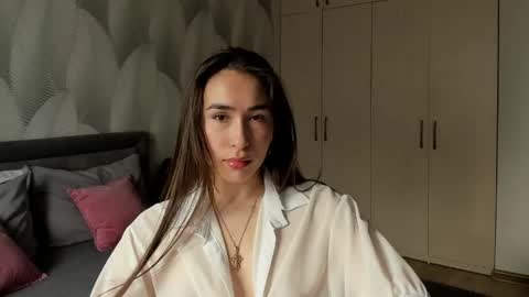 Mika online show from April 1, 2:23 am