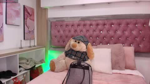 cherry online show from April 10, 1:17 pm