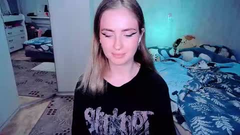 Effie online show from October 28, 3:40 pm