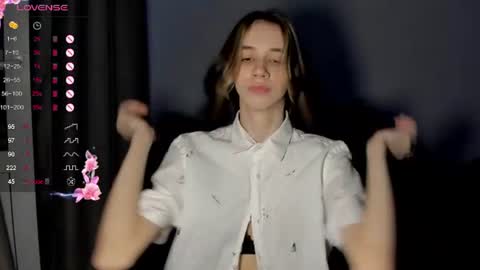 shylinaa online show from June 30, 10:20 pm