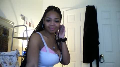 shynikkiii online show from June 6, 8:59 pm