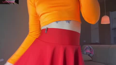 Snapshot of shyrubate chatting on February 9, 5:29 am Aurora online show from February 9, 5:29 am